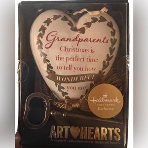 ✅Demdaco Grandparents Holiday Art Heart Key Ornament/Figure